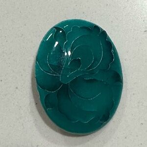 Brooch - turquoise stone with floral design